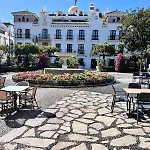 El Faro Vacaciones En エステポナ